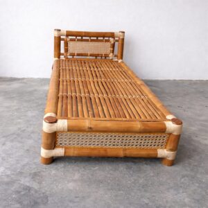 Bamboo Bed (Nectar)